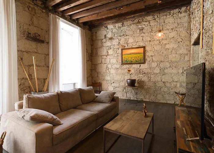 Historical Urban House In Triana Private Chill-out