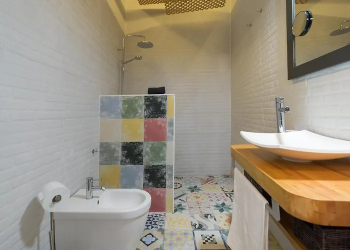 Historical Urban House In Triana Private Chill-out דירה