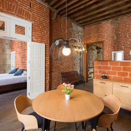 Historical Urban House In Triana Private Chill-out Apartman