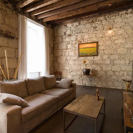 Historical Urban House In Triana Private Chill-out